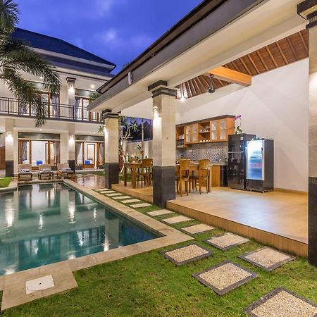 Linggar Guest House チャングー エクステリア 写真